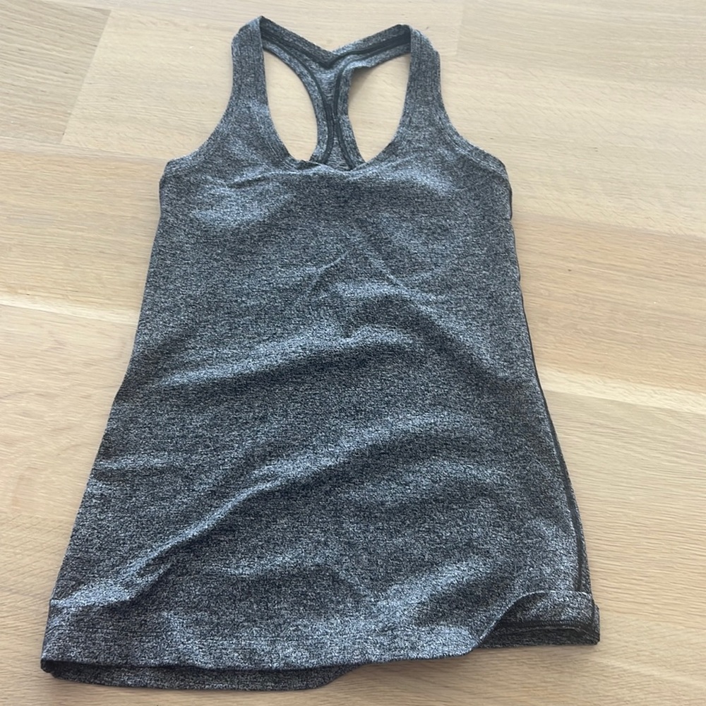 Lululemon tank top